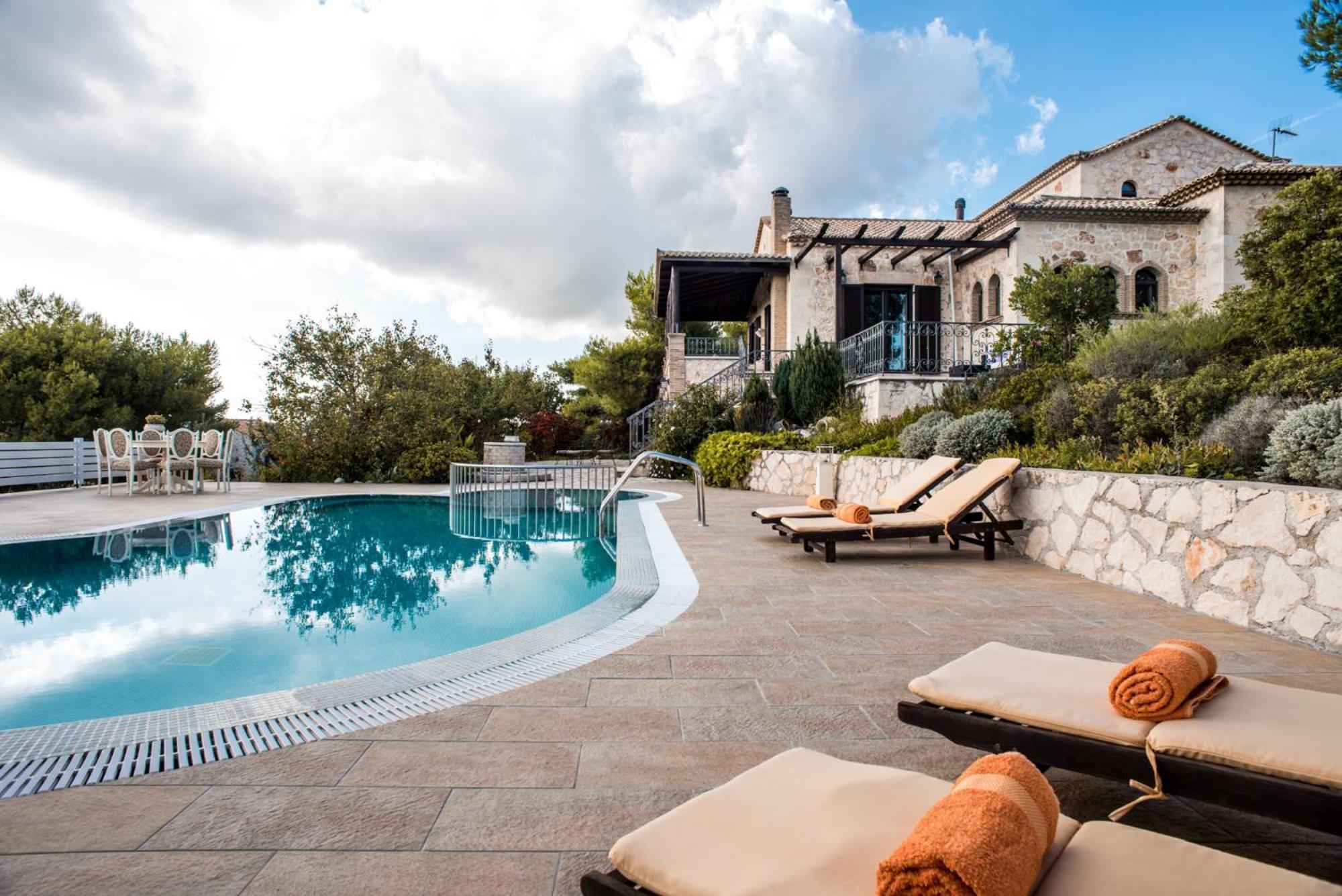Villa Alexandros Agios Nikolaos  Exteriör bild